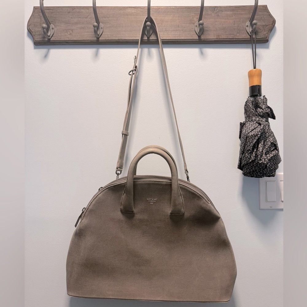 Matt and Nat Nemesis Gray large crossbody Handbag
